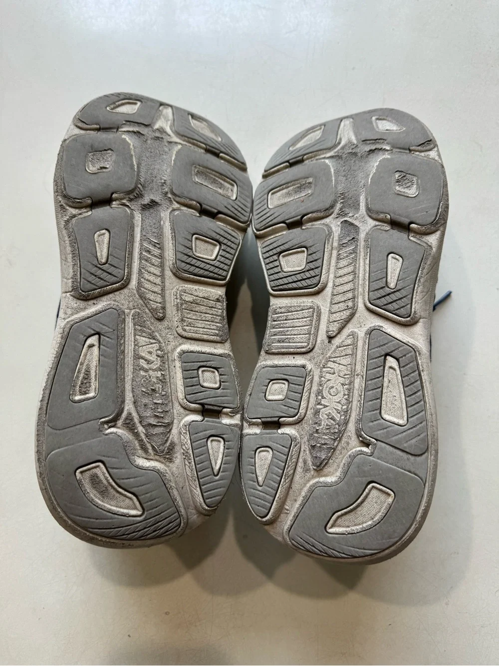 Hoka One One Bondi 9 Men’s Size 10 Running Shoe